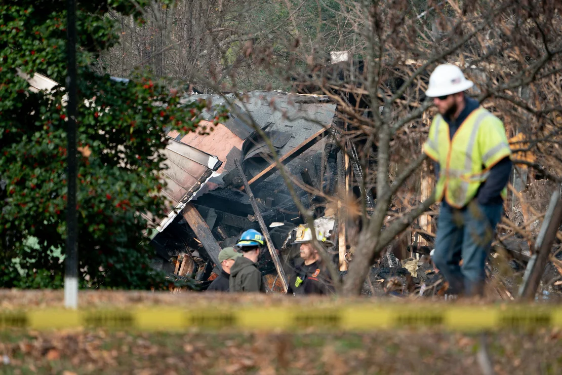 House+Explosion+in+Arlington%2C+VA+Leaves+Suspect+Presumed+Dead